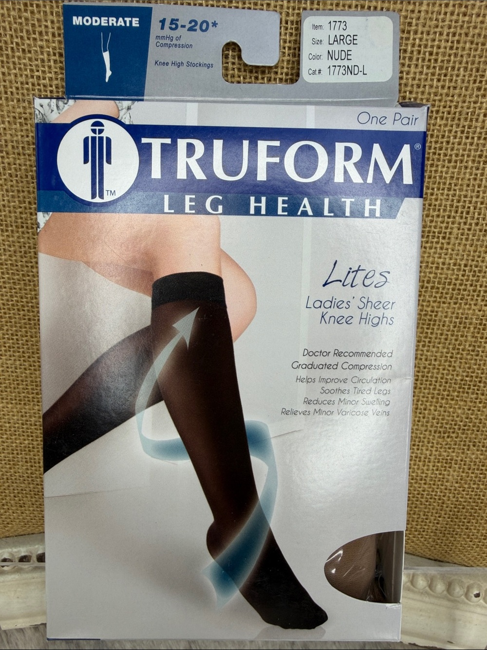 Truform Lites Ladies' Sheer Knee Highs — Nude (Large)